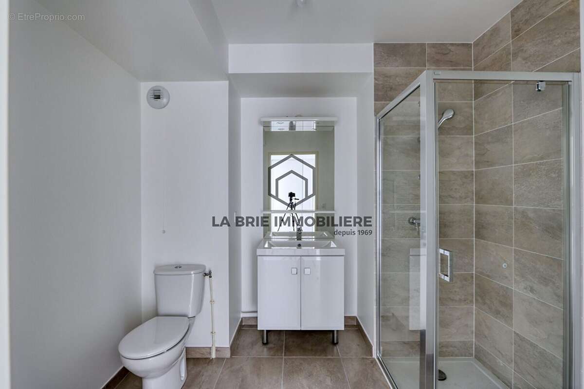 Appartement 50 m² à Chennevieres-Sur-Marne  - photo 3