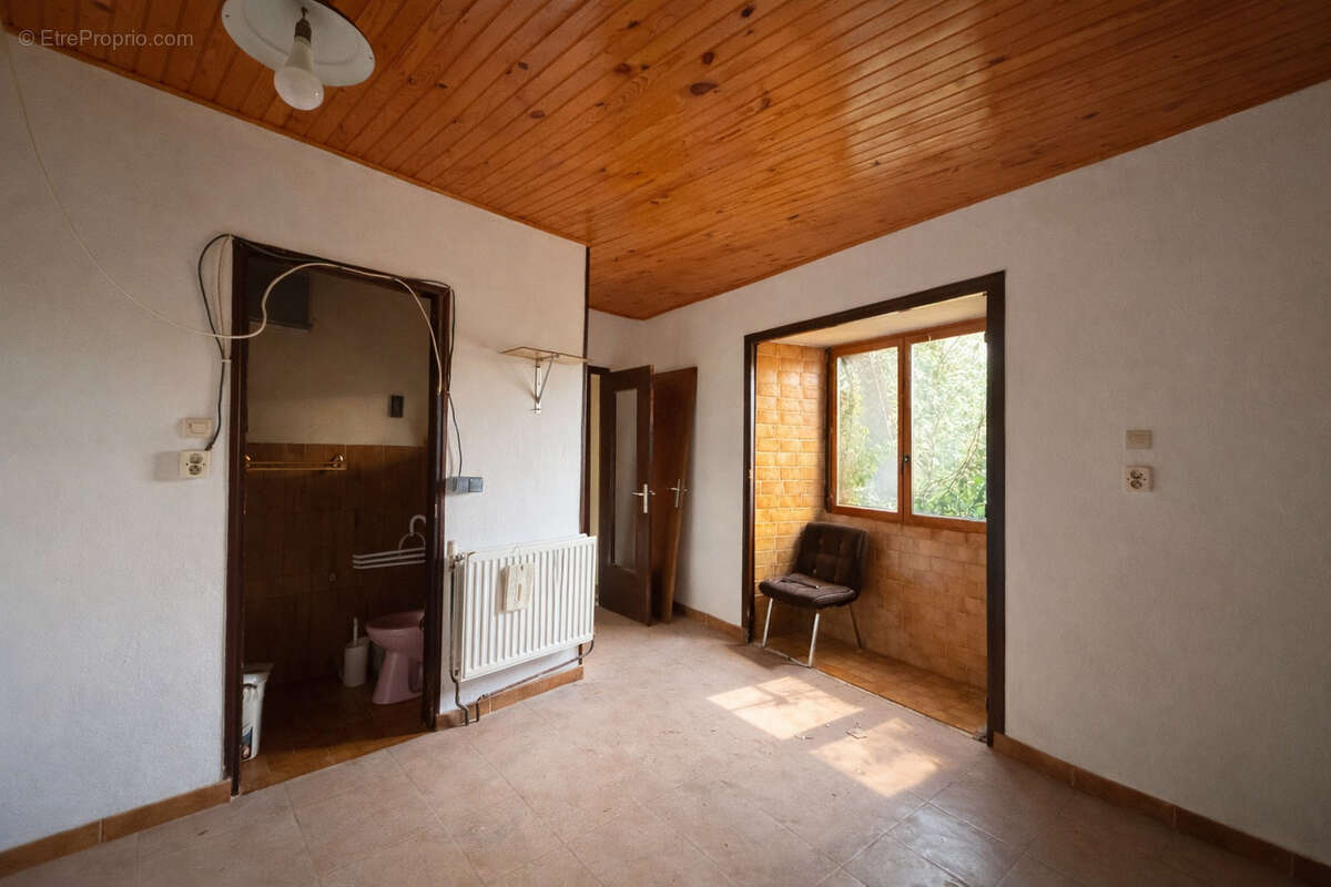 Maison à LUPE