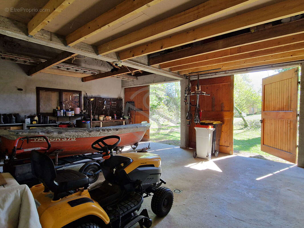 Maison dauphinoise - 3 chambres + double garage - photo 14