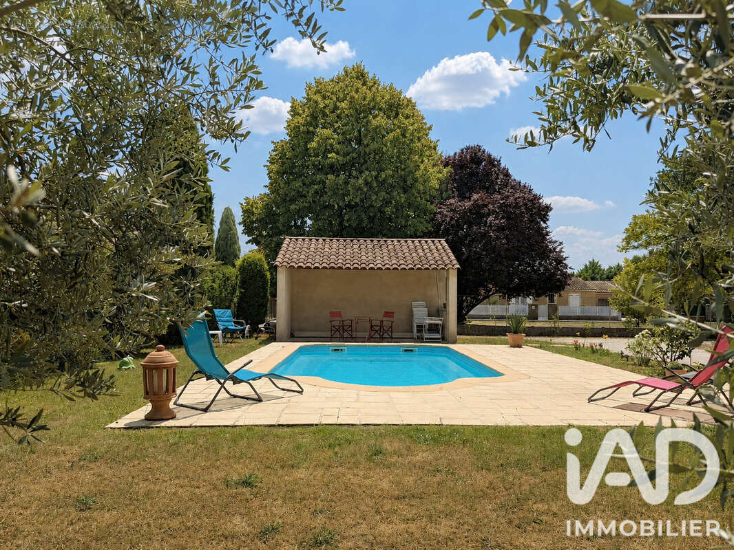 Maison 104 m² à Oraison  - photo 2