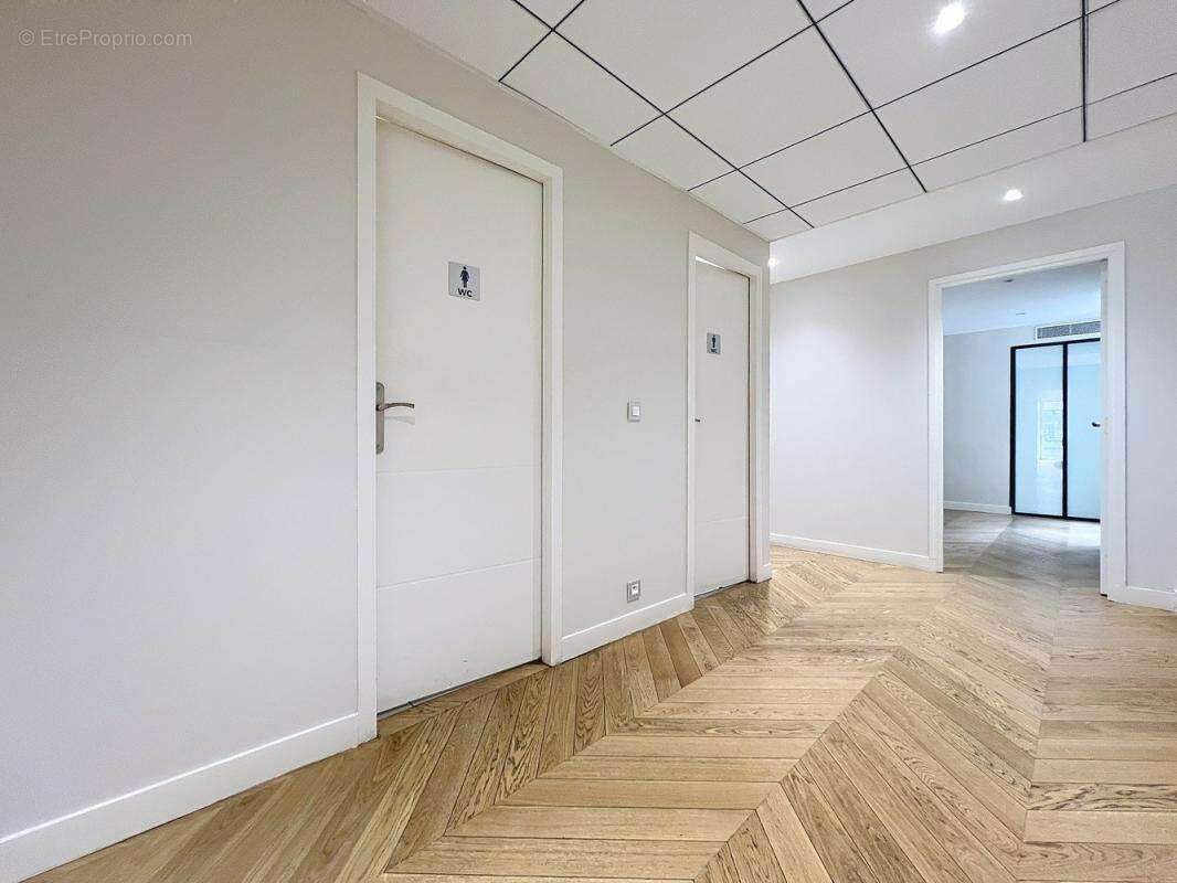 Appartement à PARIS-8E