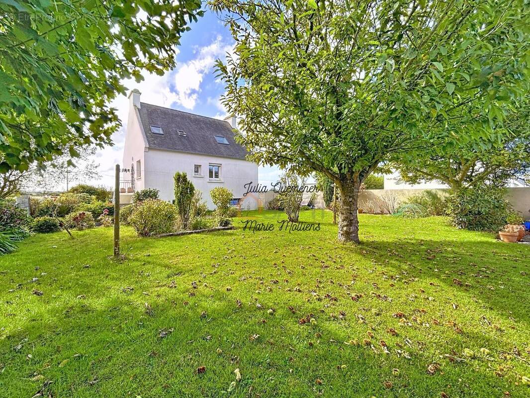 Photo 1 - Maison à PLOUDALMEZEAU