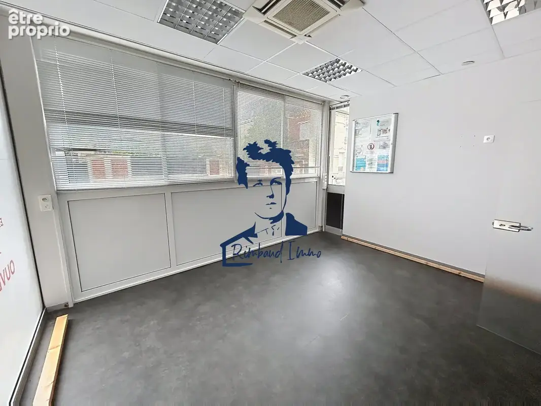 Commerce 237 m² à vendre à Charleville-Mezieres (08000) - photo 2