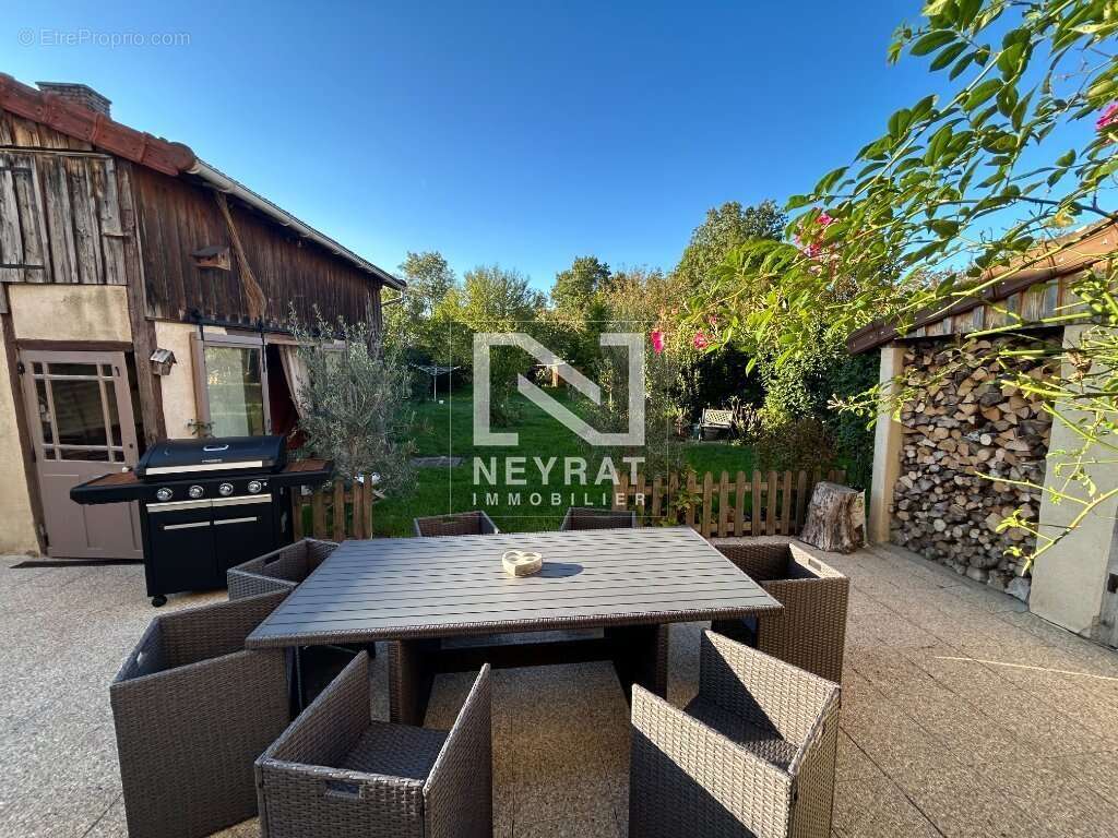 Maison à SENNECEY-LE-GRAND