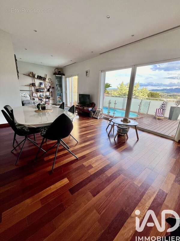 Photo 4 - Maison à MARSEILLE-11E