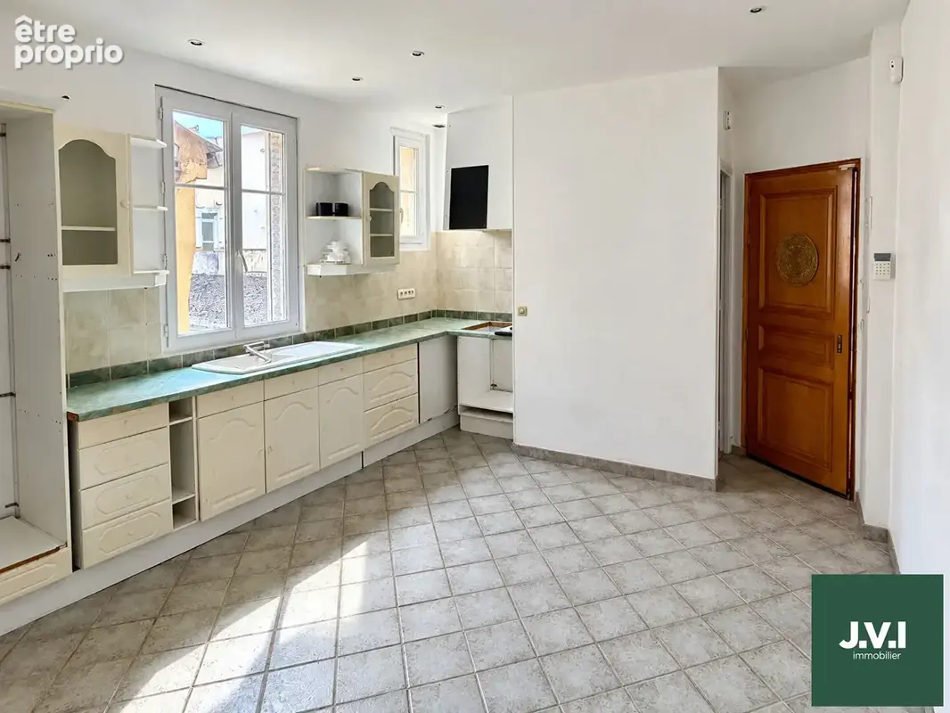 A VENDRE Appartement Enghien Les Bains 2 pièce(s) 46 m2 - photo 2