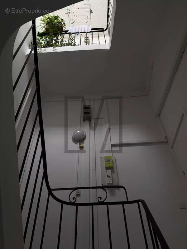Appartement à MARSEILLE-16E
