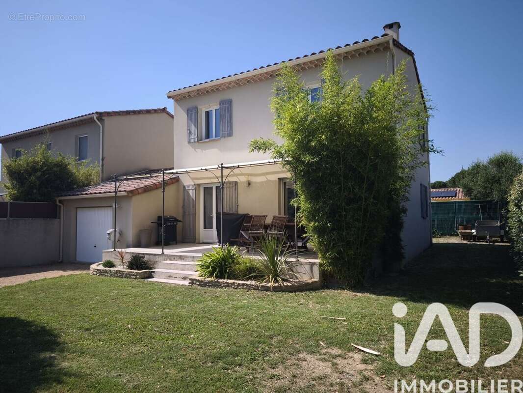 Maison 112 m² à Piolenc  - photo 5