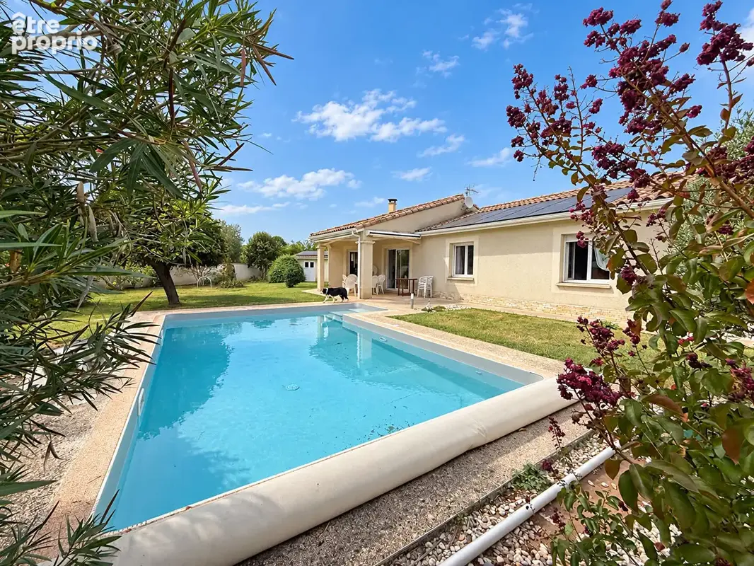 Photo Maison à Bias au prix de 294 700€
