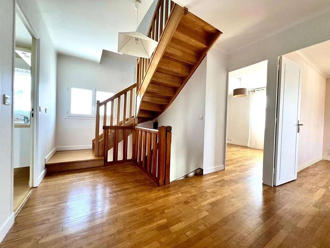 Saint Brieuc Maison de famille de 177 m2 - photo 13