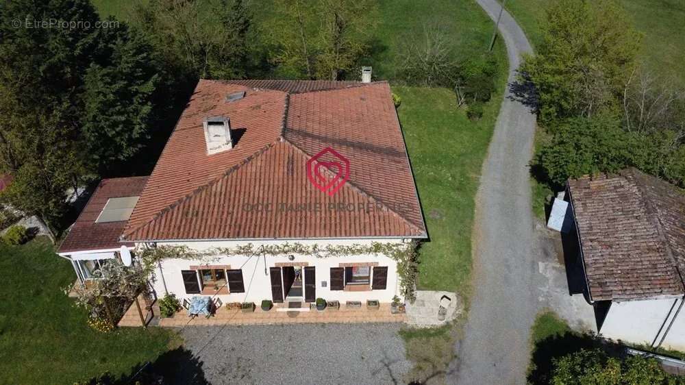 Maison à L'ISLE-EN-DODON