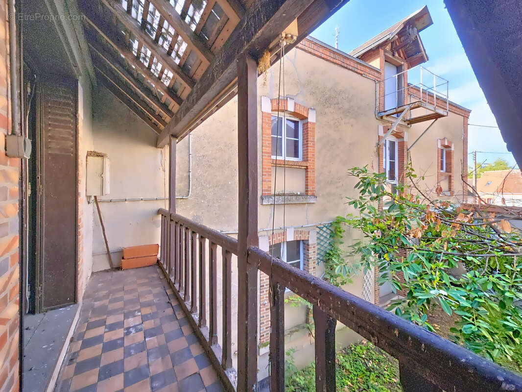 Maison à AUBIGNY-SUR-NERE