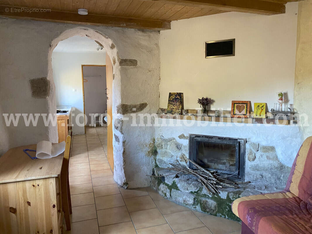 Maison à LE CHEYLARD