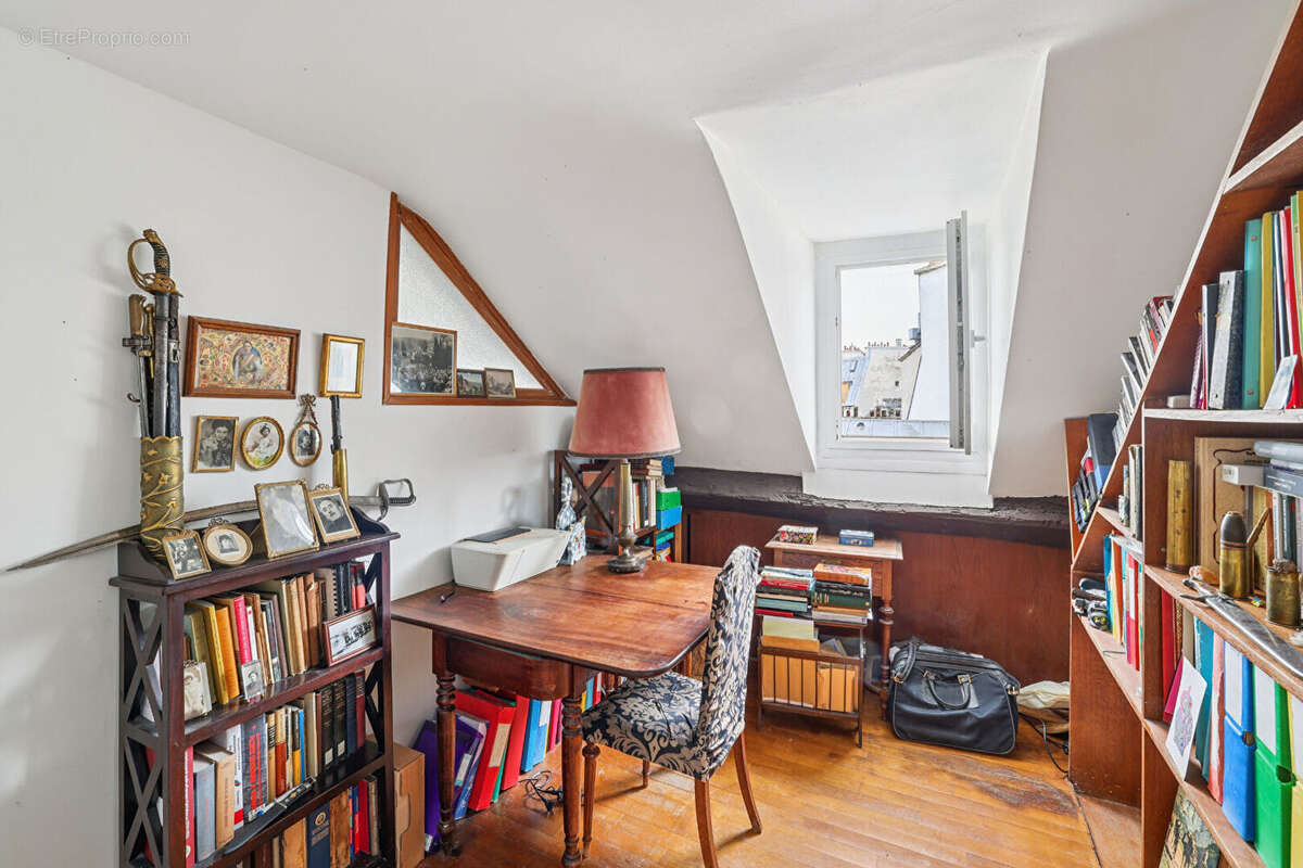 Appartement à PARIS-5E