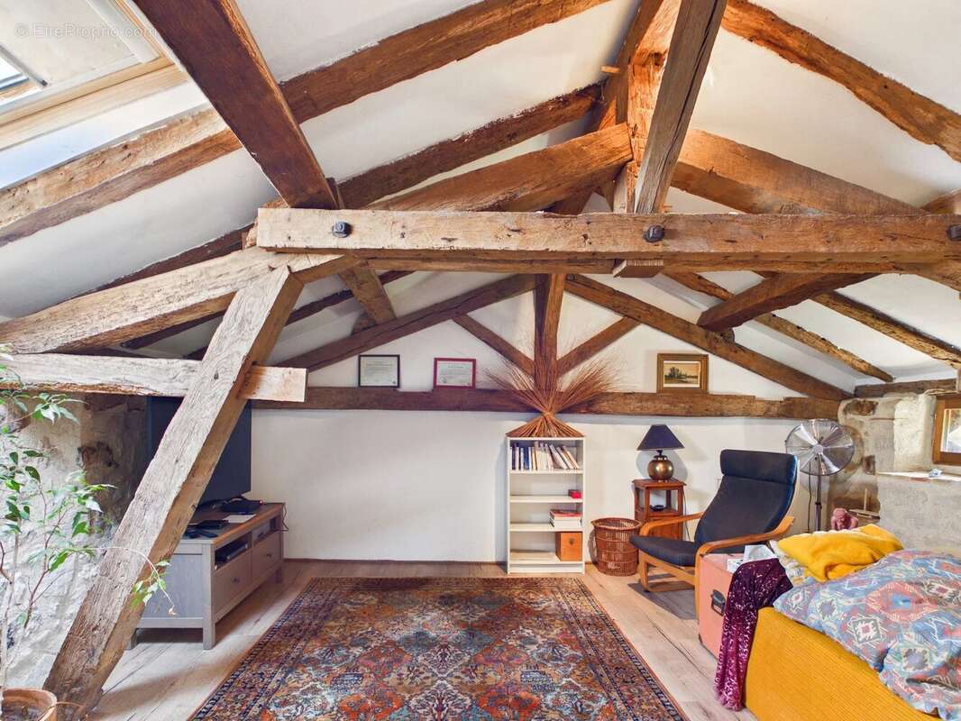 Maison à LAUZUN