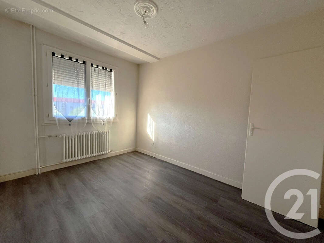 Appartement à JASSANS-RIOTTIER