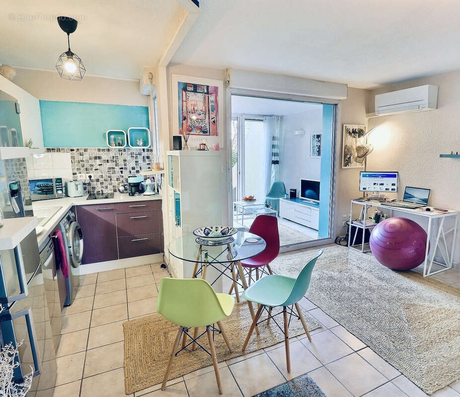 Appartement à LATTES