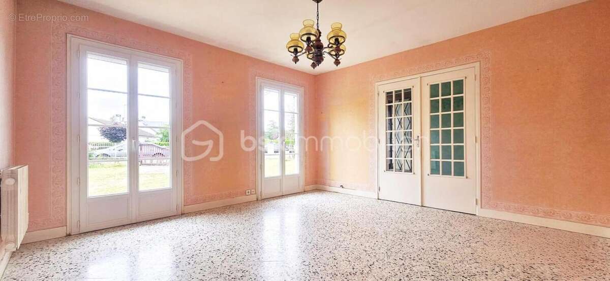  exclusivité – maison de plain-pied 3 chambres, lumineuse, sans vis-à-vis et à 5 minutes à pied du centre de sully-sur-loire !  - photo 8