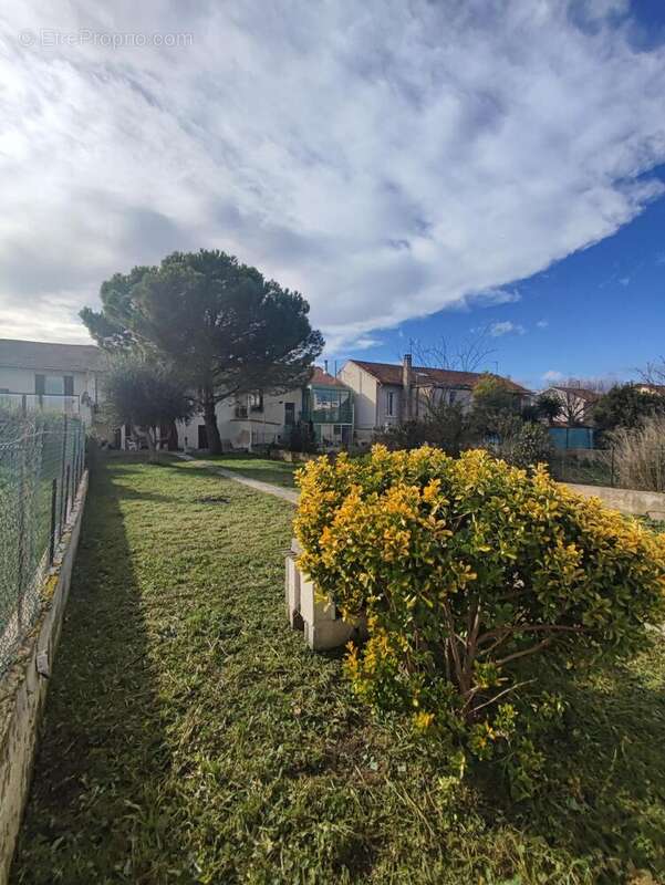 Photo 3 - Terrain à NIMES