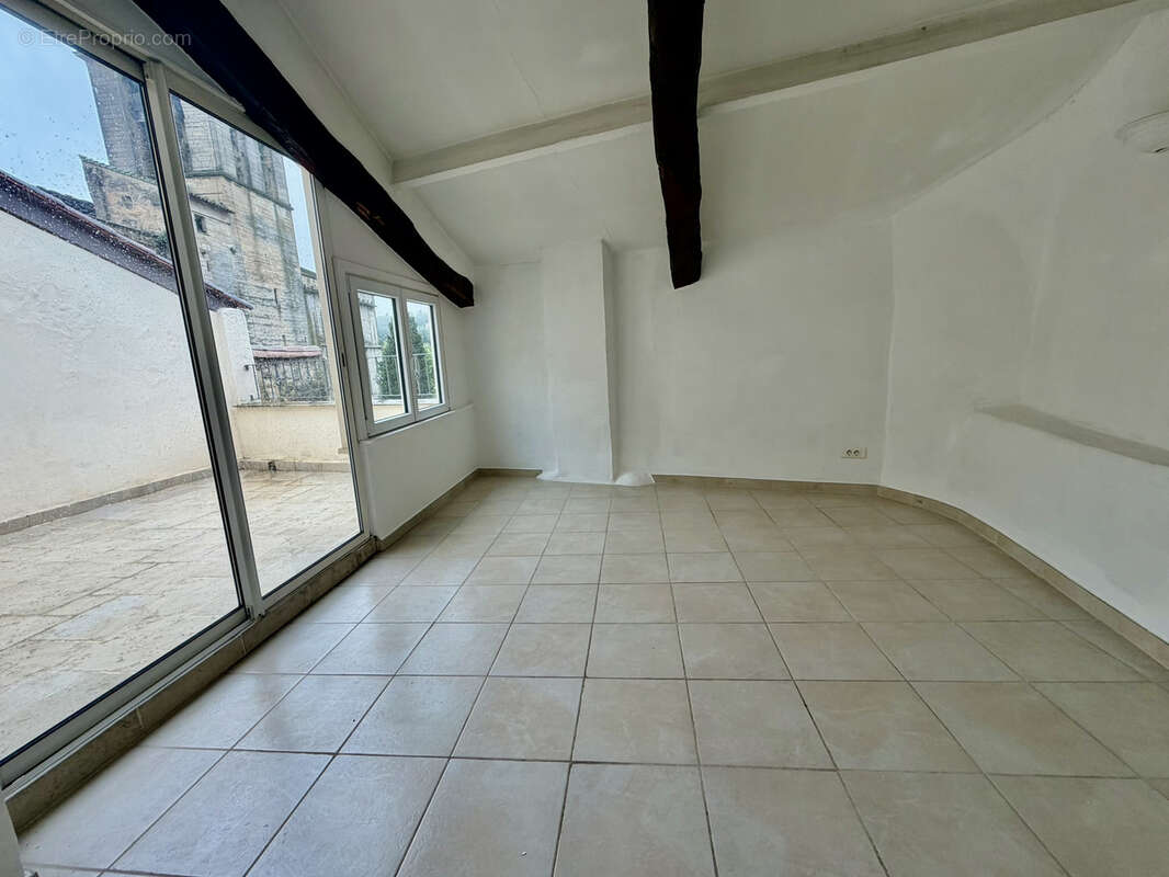 Maison à MALAUCENE
