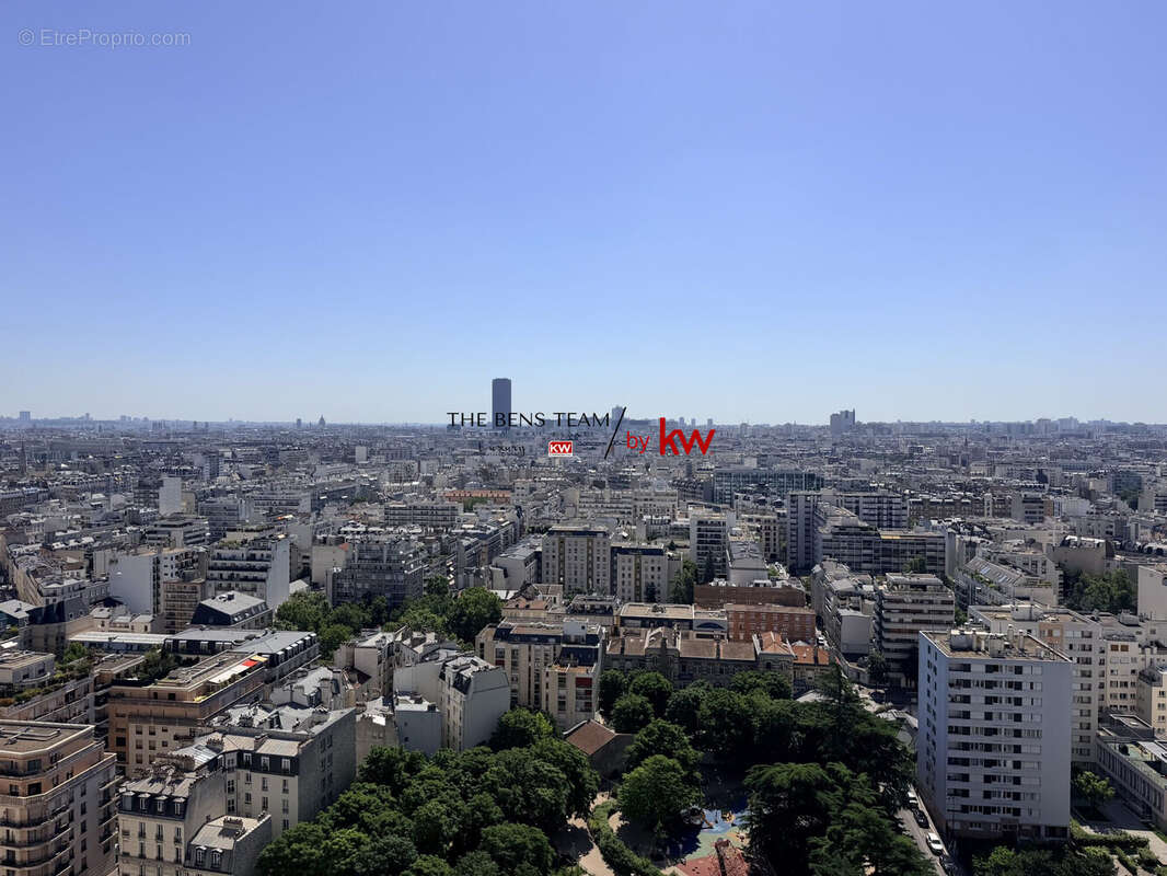 Appartement 67 m² à Paris-15e  - photo 2