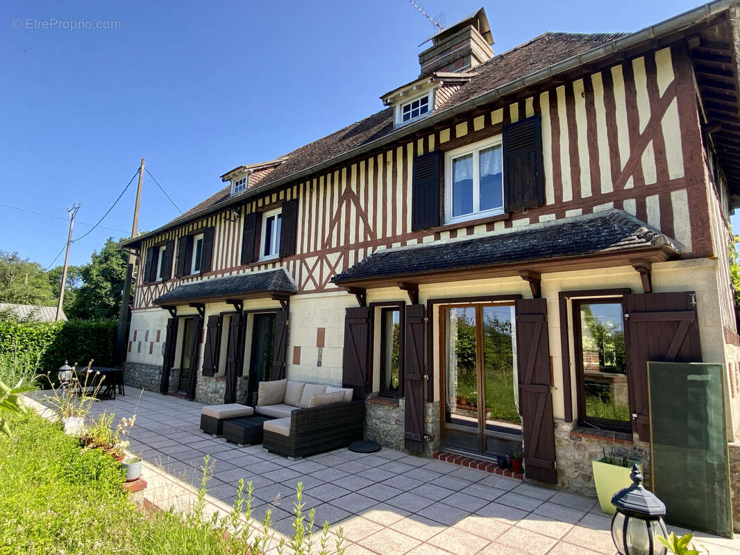 Maison à DOUVILLE-EN-AUGE