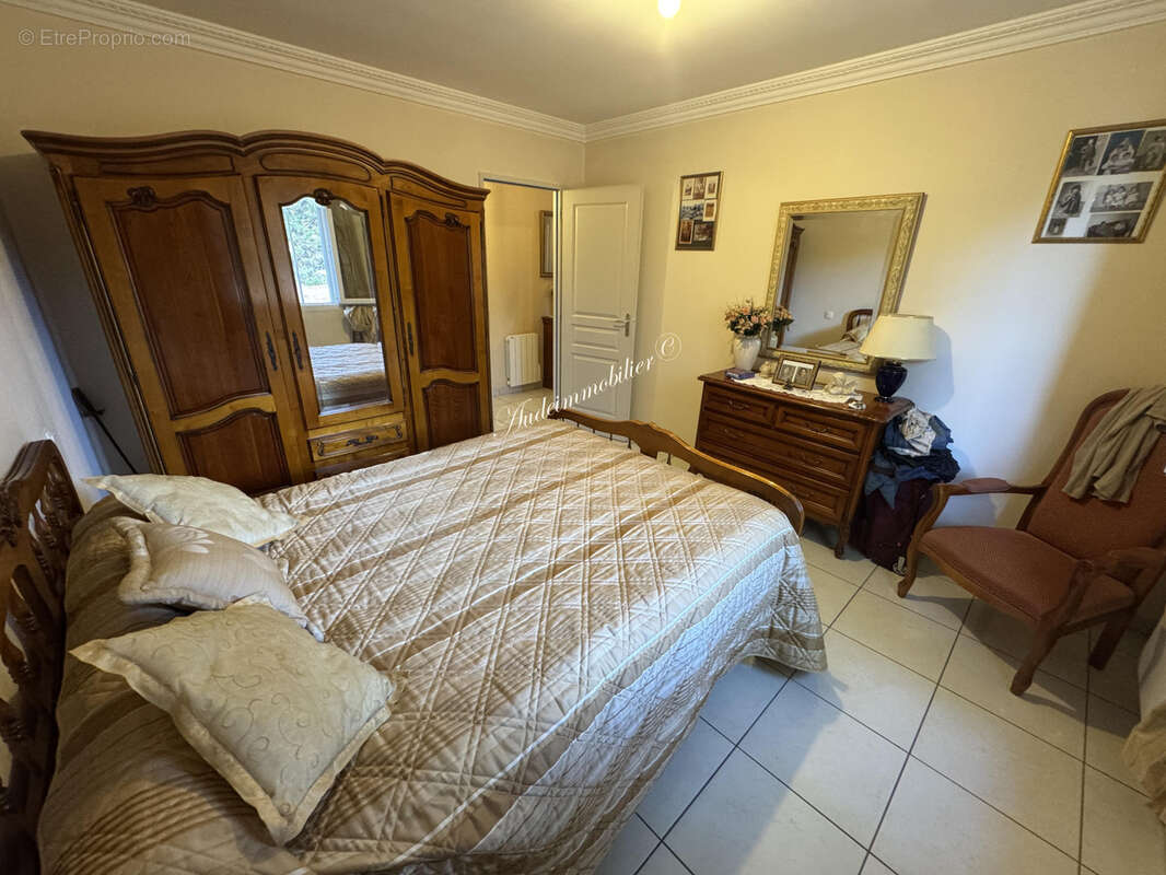 villa de plain-pied avec piscine - photo 9