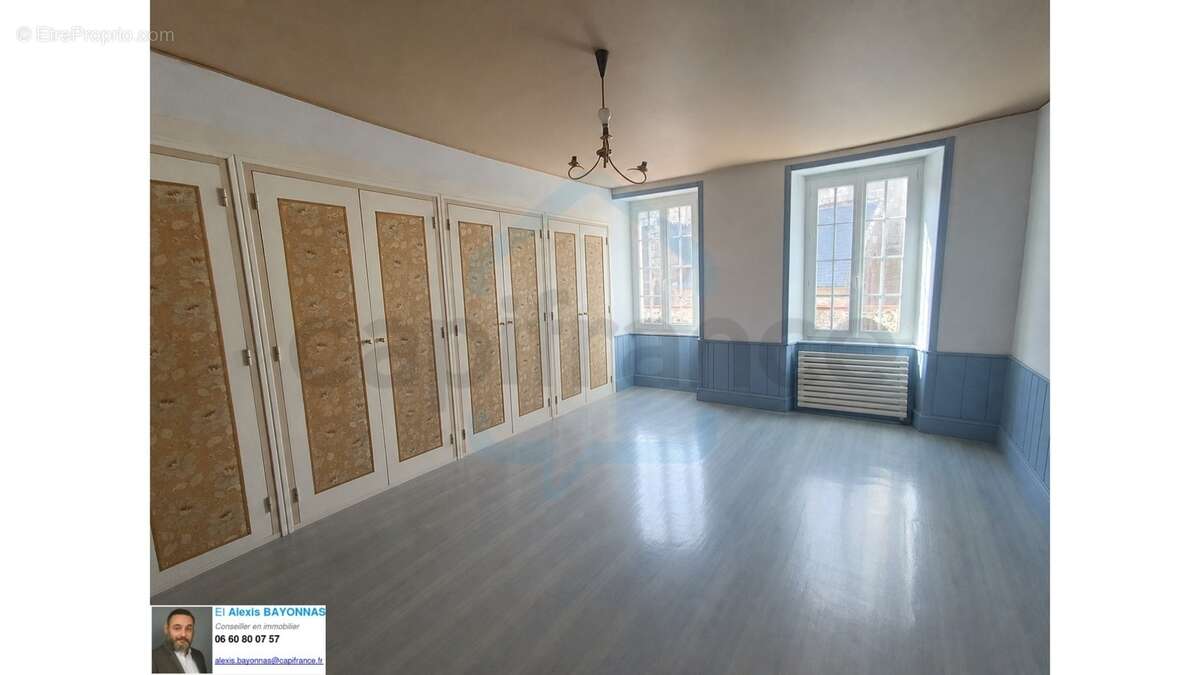 Ensemble immobilier mixte 420 m² – Centre-ville de Châteauneuf-du-Faou - photo 12