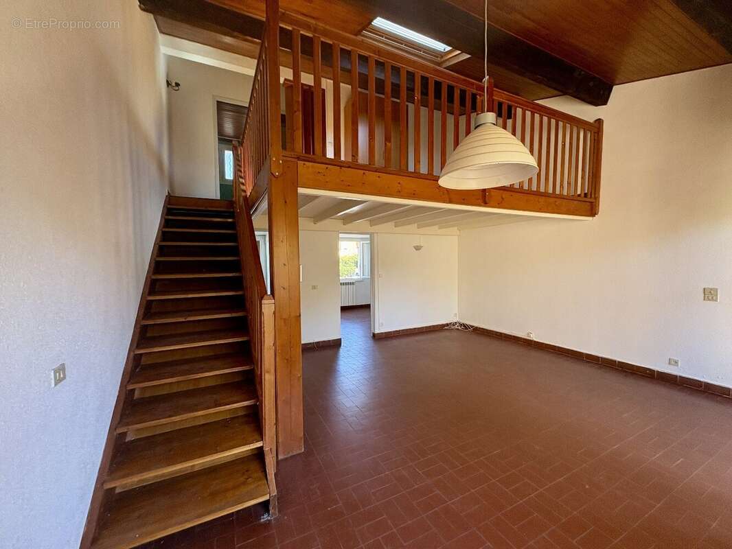 LE CAP D'AGDE - ROQUILLE - Pavillon T3 + Mezzanine + Parking - photo 10