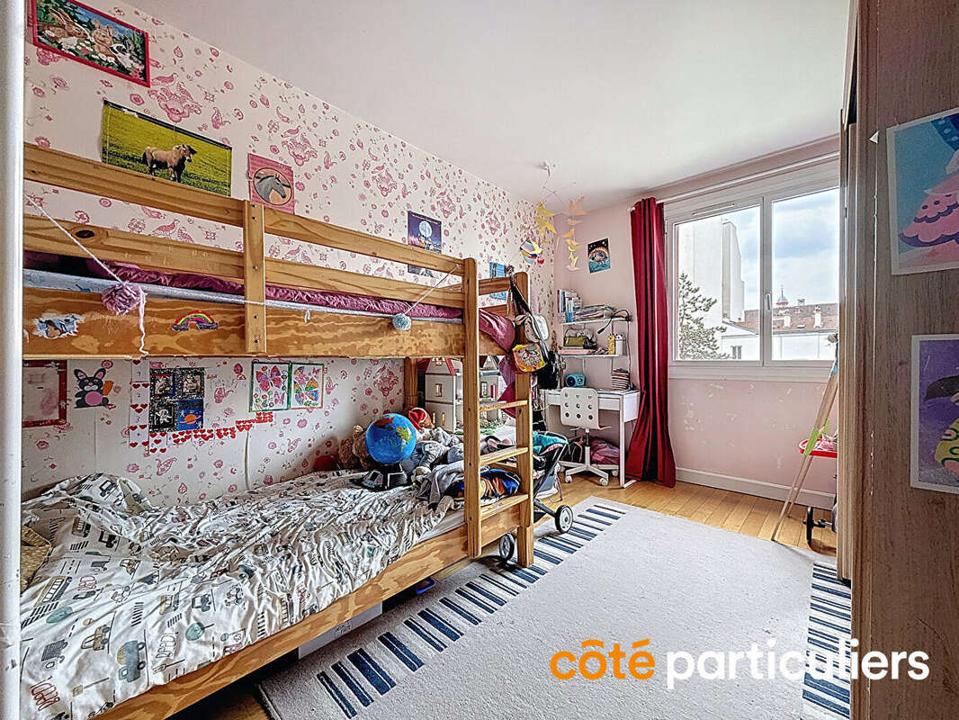 Appartement à ISSY-LES-MOULINEAUX