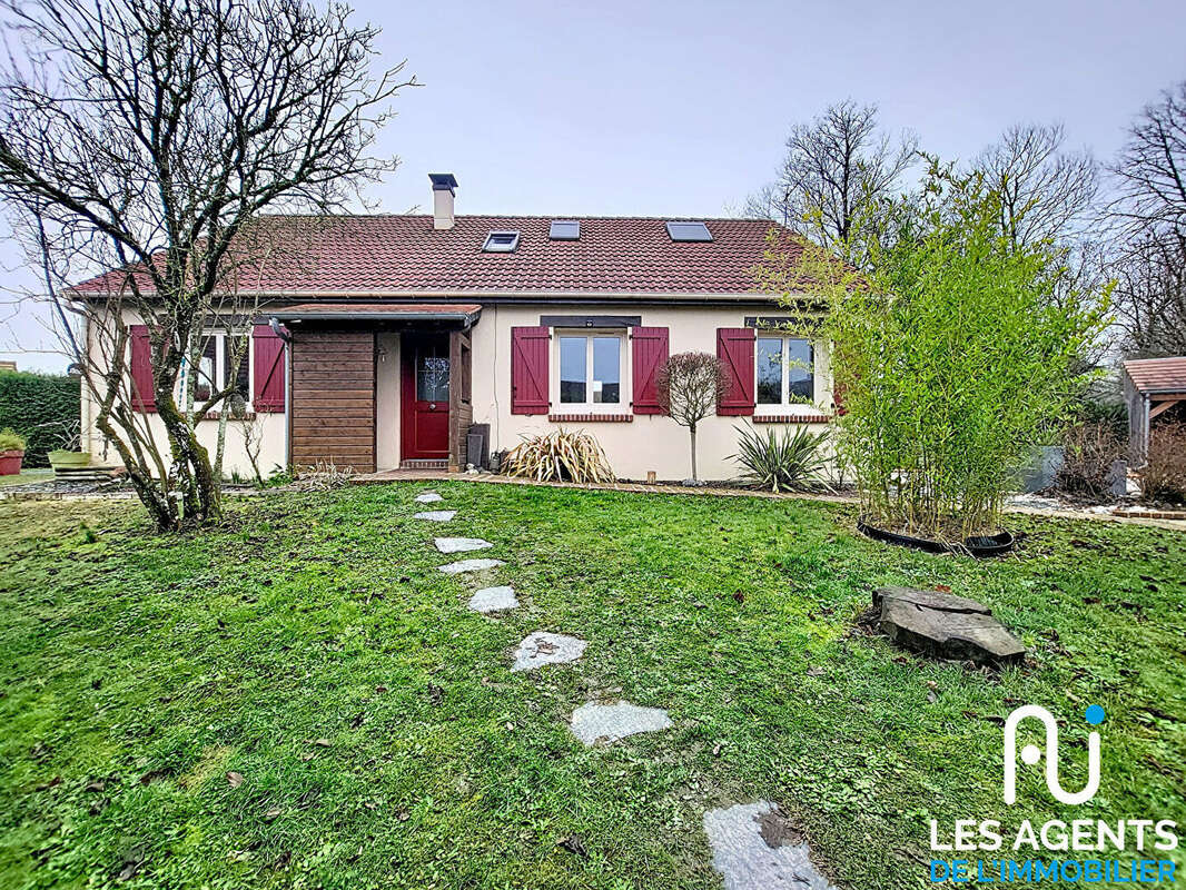 Maison à OUZOUER-LE-MARCHE