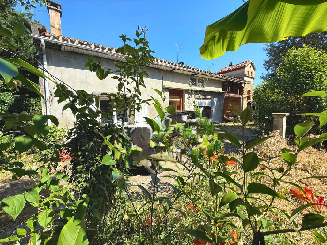 Maison à SAINT-PORQUIER