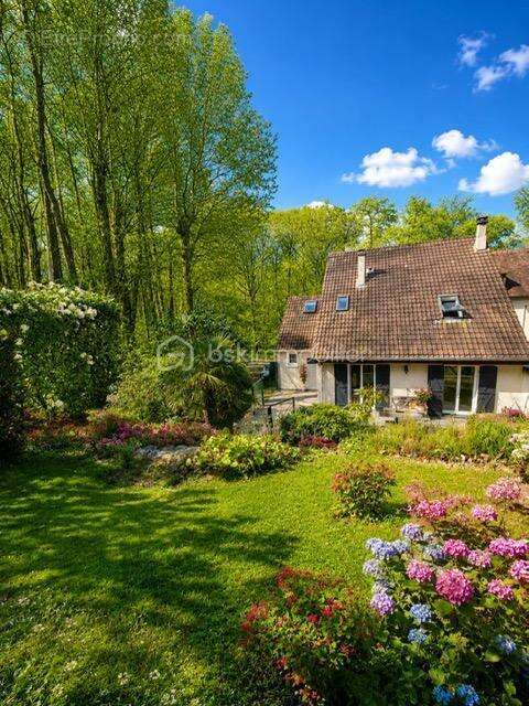 Maison à BURES-SUR-YVETTE