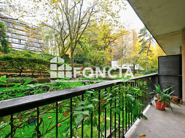Appartement à FONTENAY-LE-FLEURY