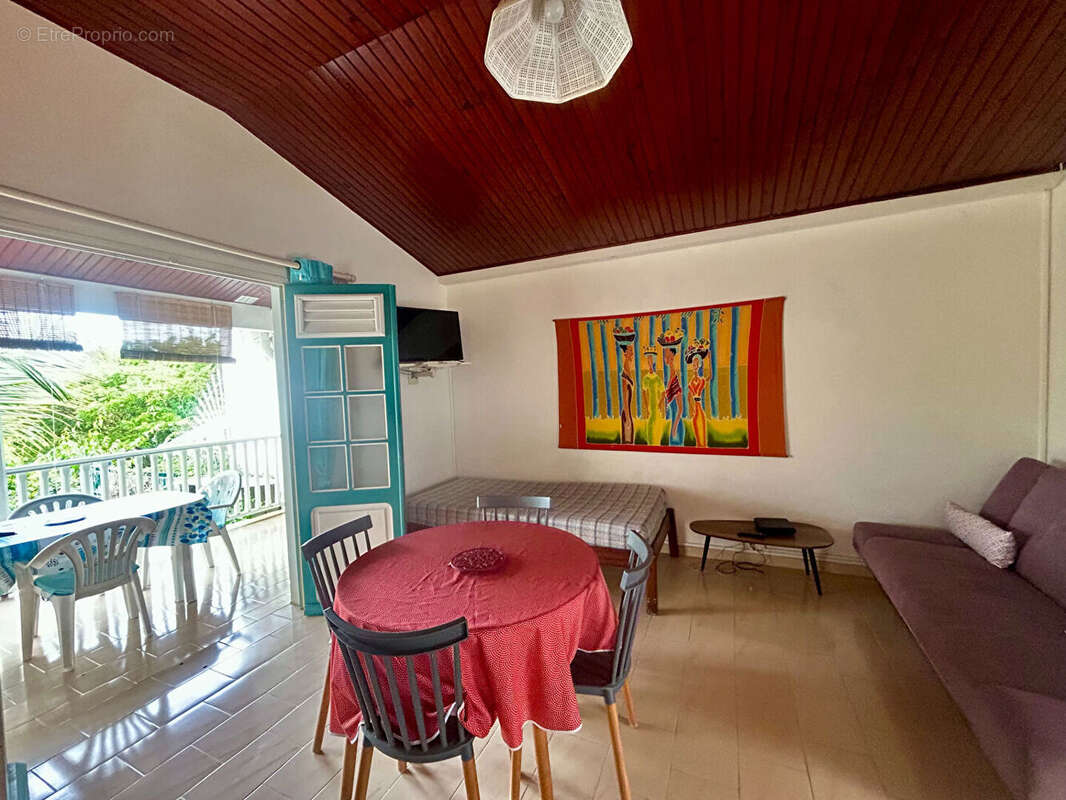 Appartement à SAINTE-ANNE