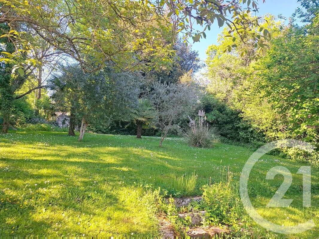 Maison à LE MEE-SUR-SEINE