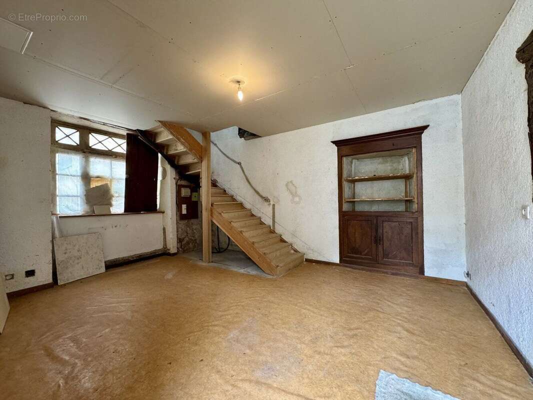 Maison de bourg - 80m2 + atelier - photo 2