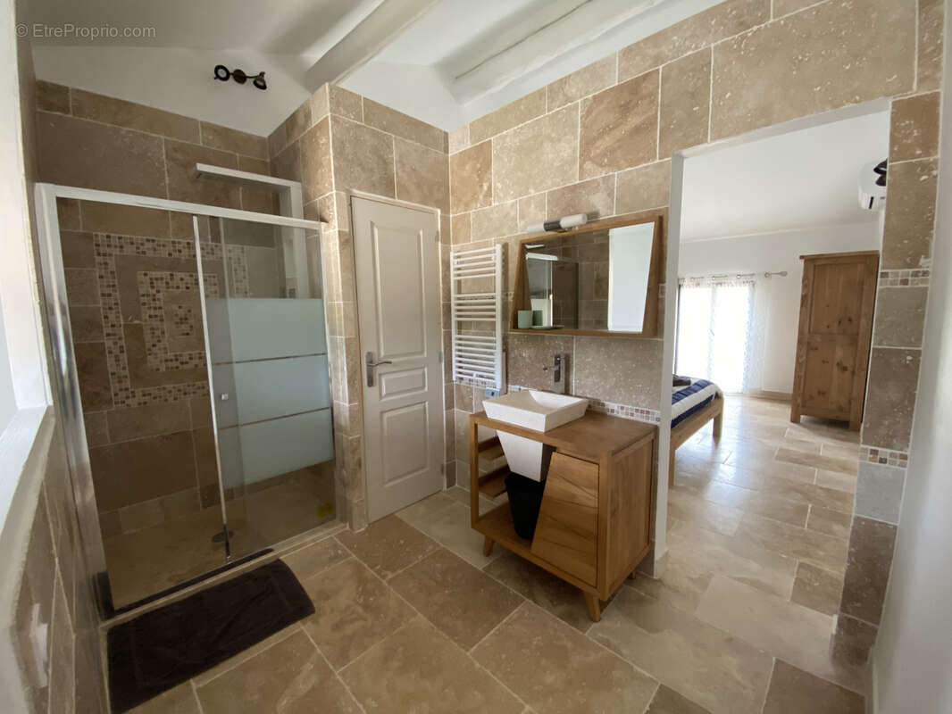 Une propriété avec gîtes, piscines et salle de réception - photo 14