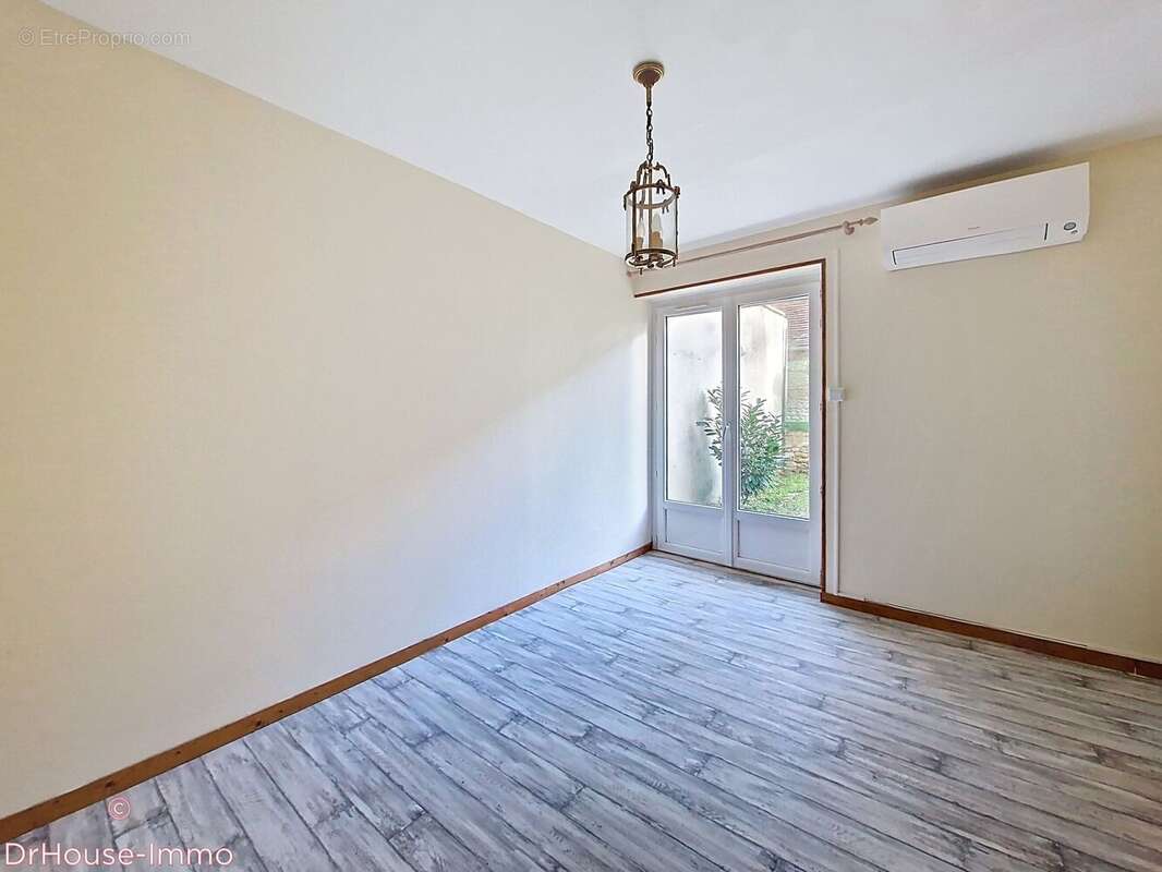 Appartement à FALAISE