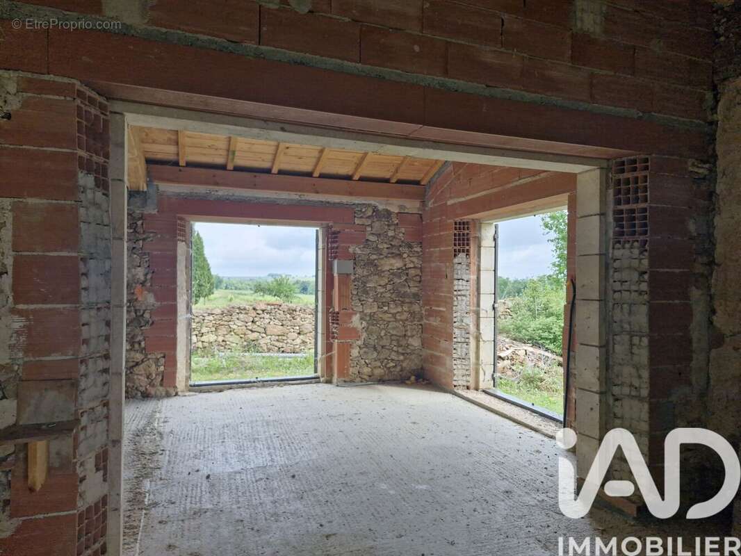 Maison 180 m² à Coubeyrac  - photo 9
