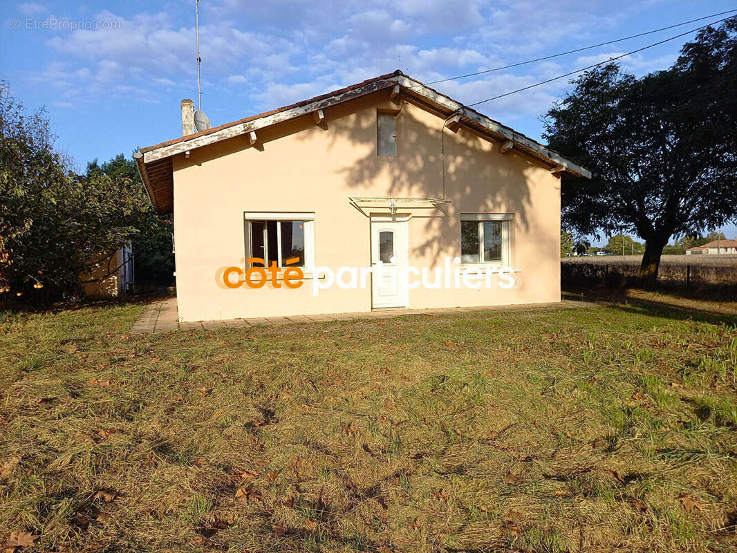 Maison à LA VILLE-DIEU-DU-TEMPLE