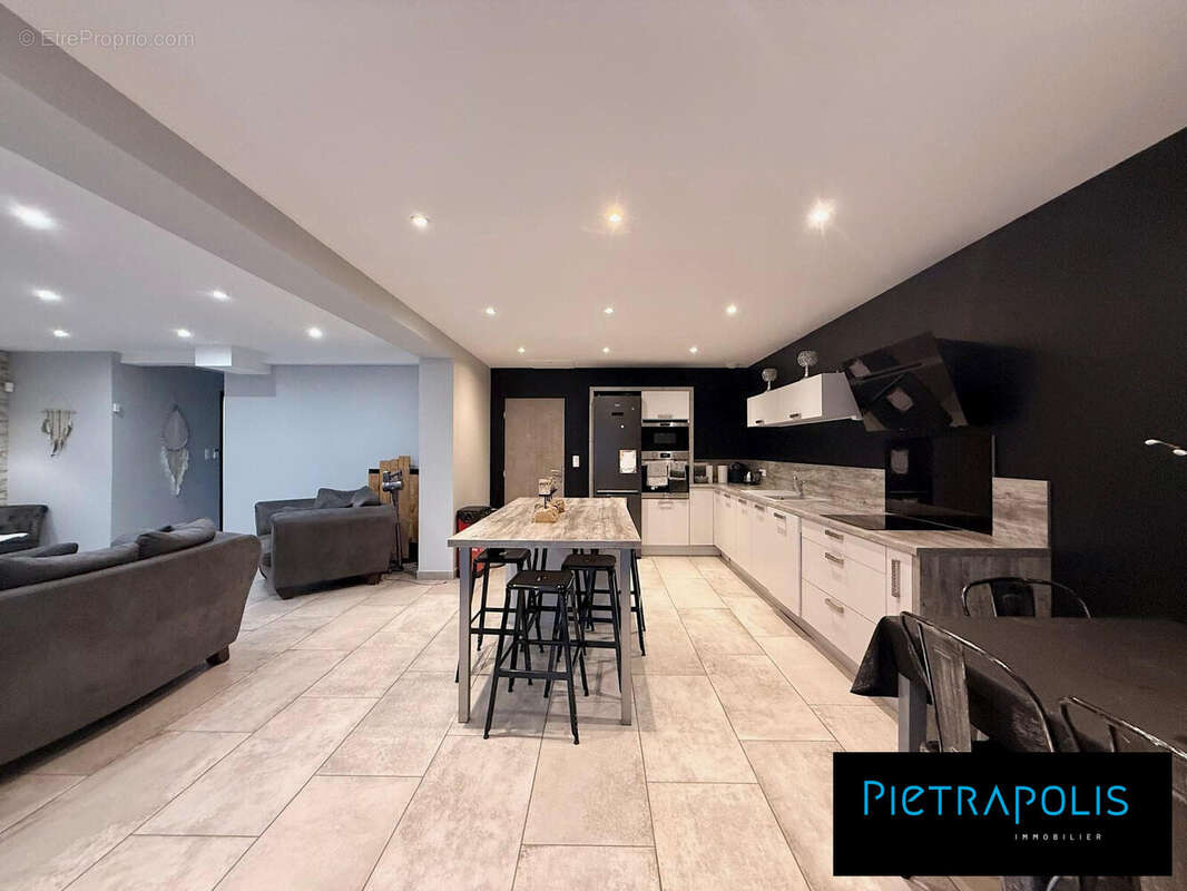 Maison à LOIRE-SUR-RHONE