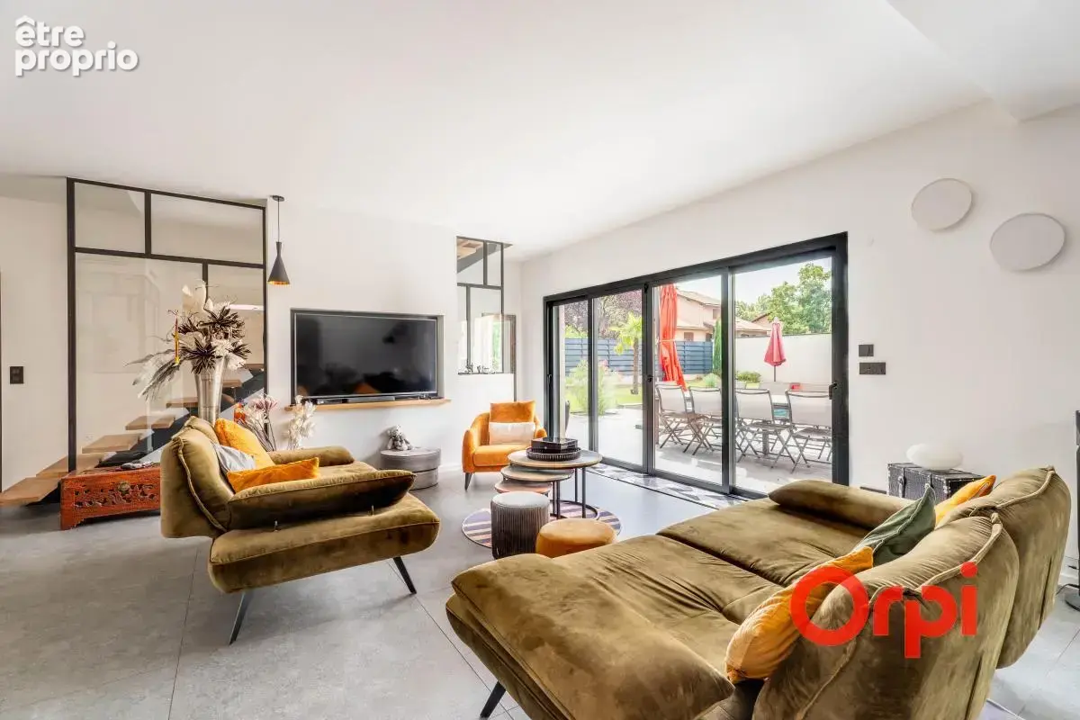 Maison À Vendre 244 m2 Francheville le haut - photo 5