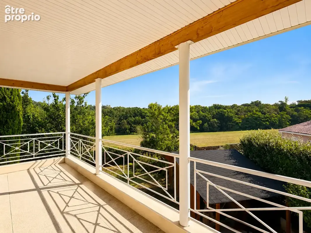 Maison familiale d'exception avec piscine, suite parentale et salle de jeux de 37 m2   Aigrefeuille (31280) - photo 3