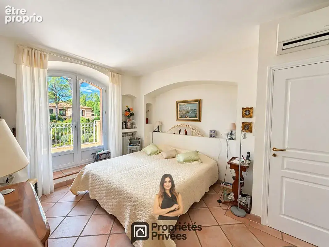 Villa plein Golf Saint Raphael 6 pièces 172 m2, jardin paysager et piscine - photo 12