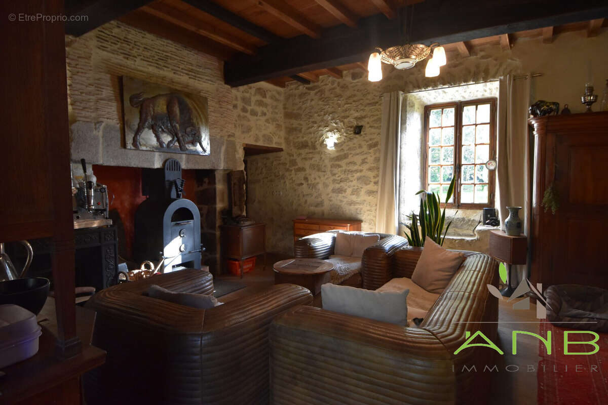 Autre à BUSSEROLLES