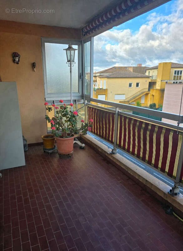Appartement à FREJUS