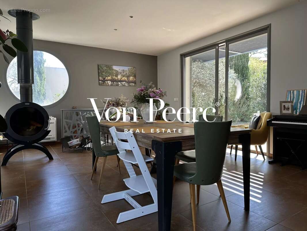 Maison à VILLENEUVE-LES-AVIGNON