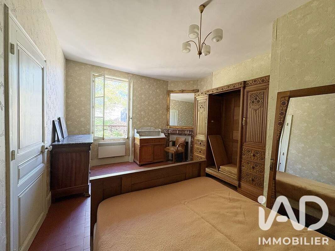 Maison 92 m² à Saint-Martin-Des-Champs  - photo 9