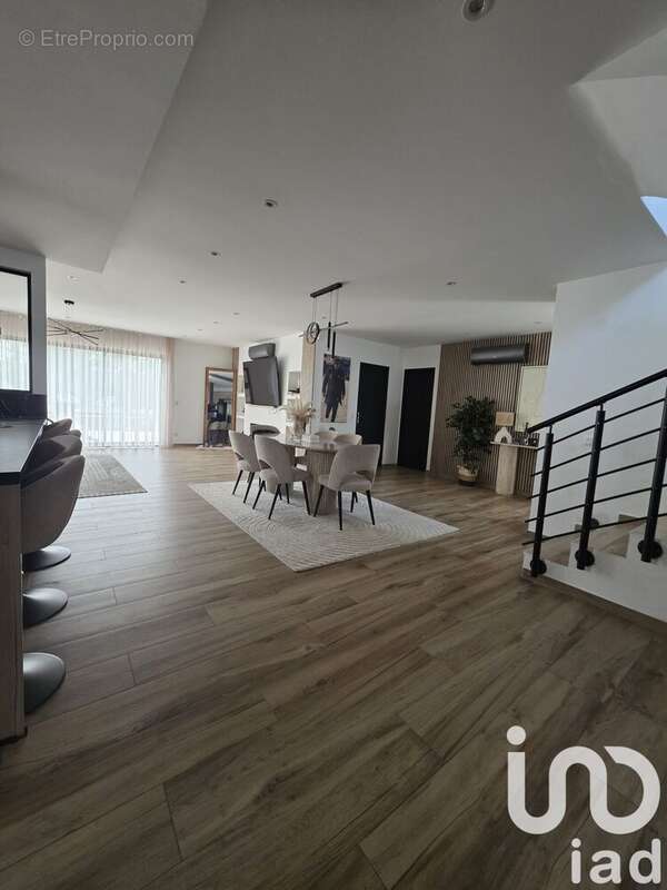 Photo 9 - Maison à ROCBARON